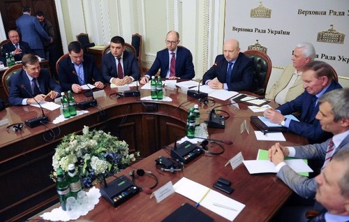 Ukraine parliament approves memorandum on peace and reconciliation   - ảnh 1
